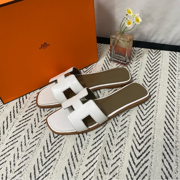 Hermes Women's Authentic Sandals - Picture 1 of 4